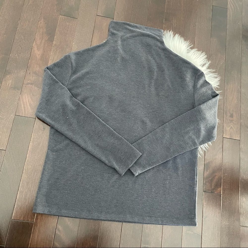 Aritzia Wilfred Free Sweater Size XS
